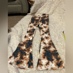 Doujblu, small tie dye print flare leggings brown white
